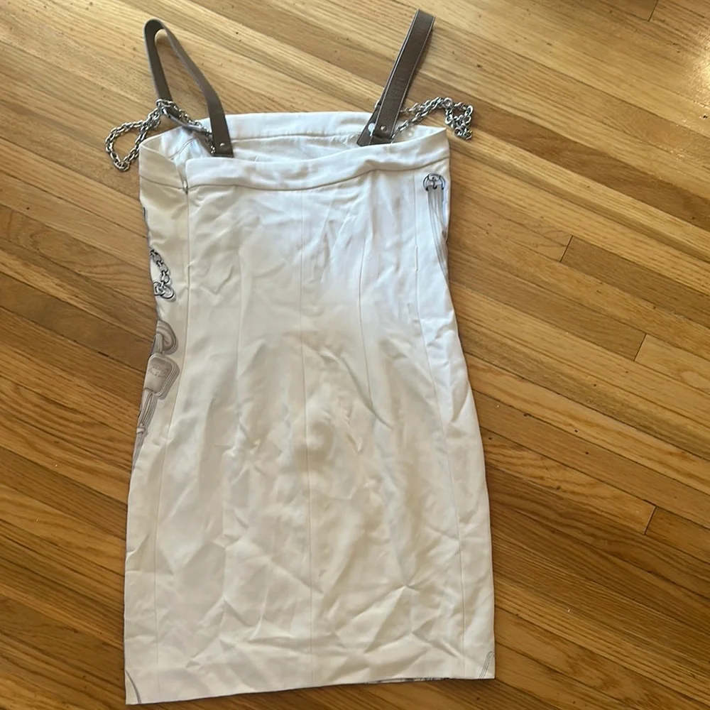 Gucci Elegant Chain Print Dress - Picture 4 of 4